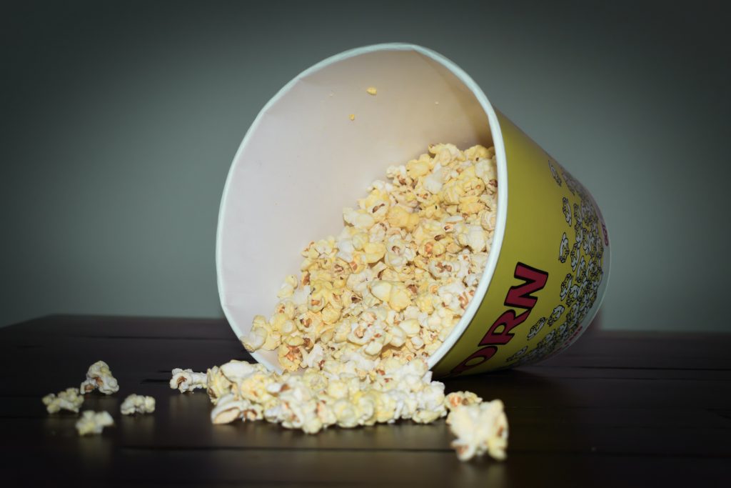 Popcorn Photo by Lynda Sanchez on Unsplash