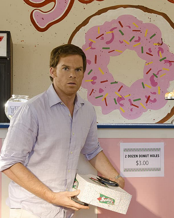 Dexter-8-donuts