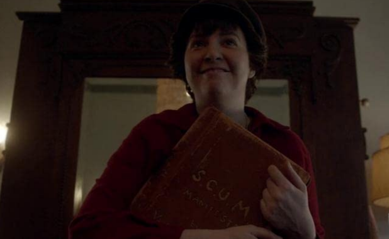 Lena Dunham as Valerie Solanas in American Horror Story Cult.
