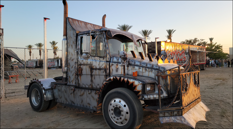 Paranormal Cirque spooky circus truck