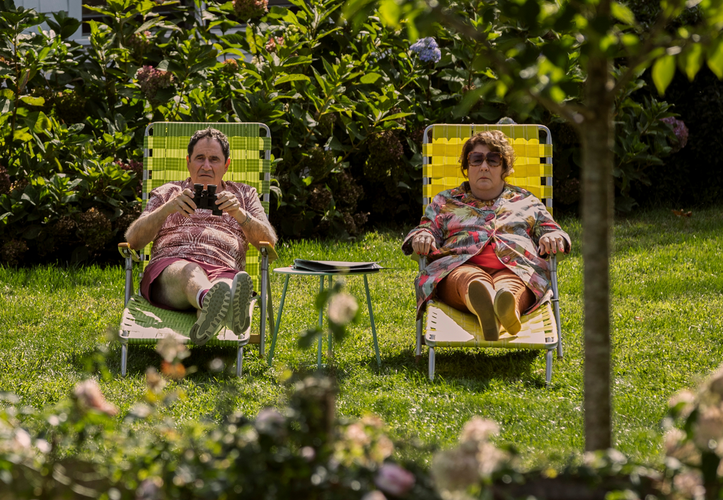 Richard Kind and Margo Martindale in The Watcher.