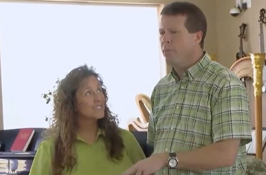 Still of Jim Bob and Michelle Duggar from Shiny Happy People