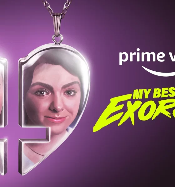 A heart shaped friendship bracelet reflects two women. One looks surprised and the other confused, above a violet background. The side reads: "Prime Video: My Best Friend's Exorcism."